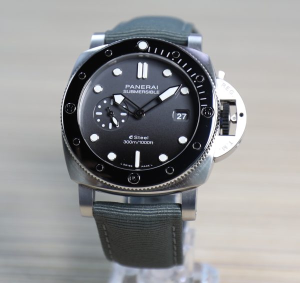 Panerai Luminor Submersible 44MM