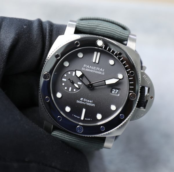 Panerai Luminor Submersible 44MM