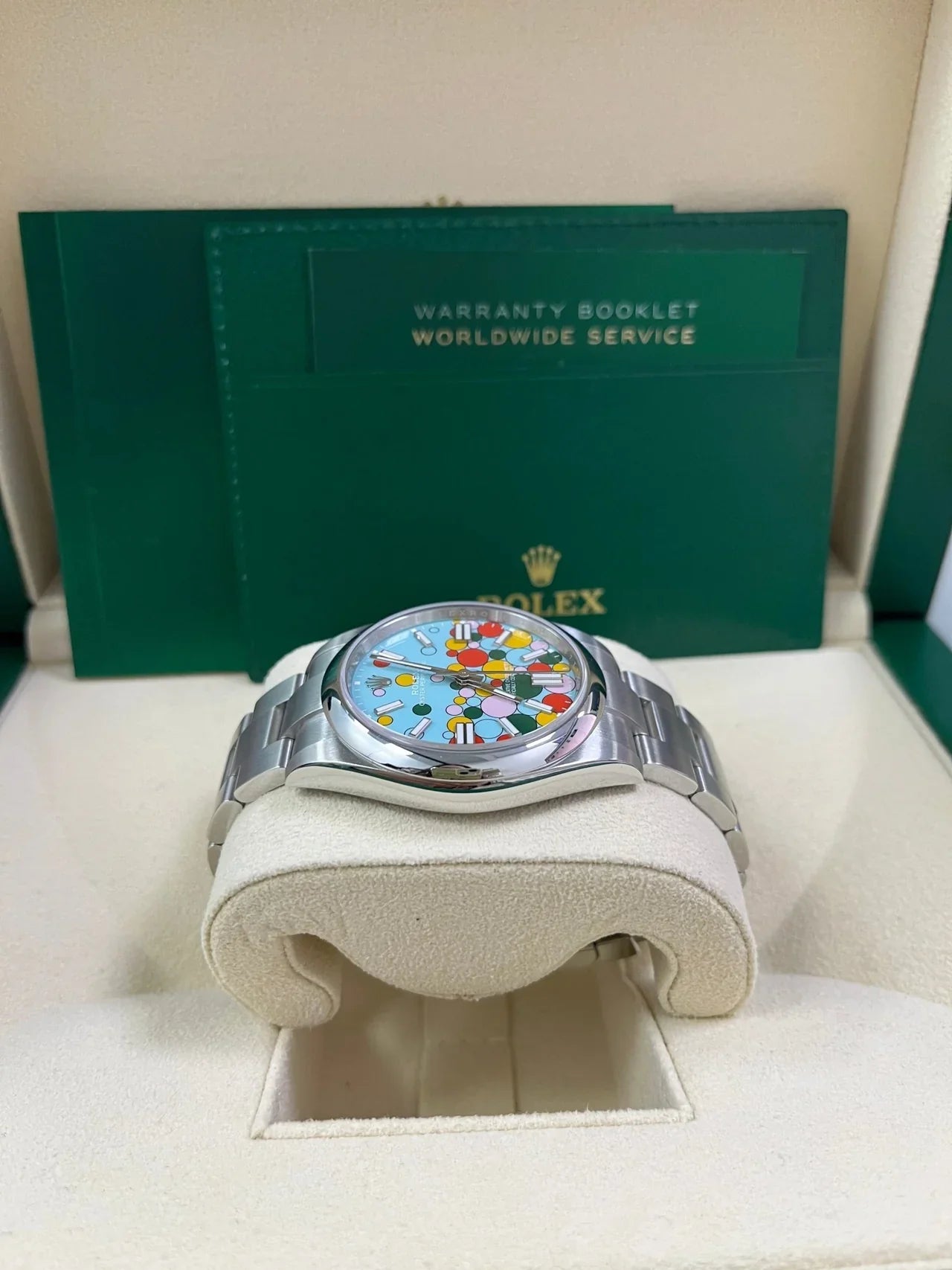 Oyster Perpetual 41 mm Baloon
